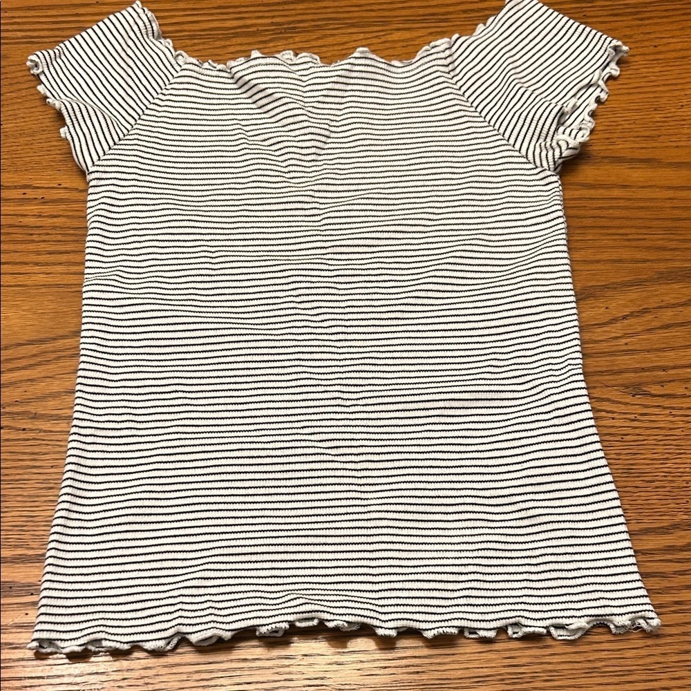 Striped Off-Shoulder Top/8